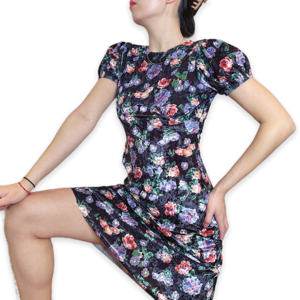 ASOS Puffsleeve Velvety Dreamy Floral Vintage Inspired Raw Hem Tea Dress Size 0